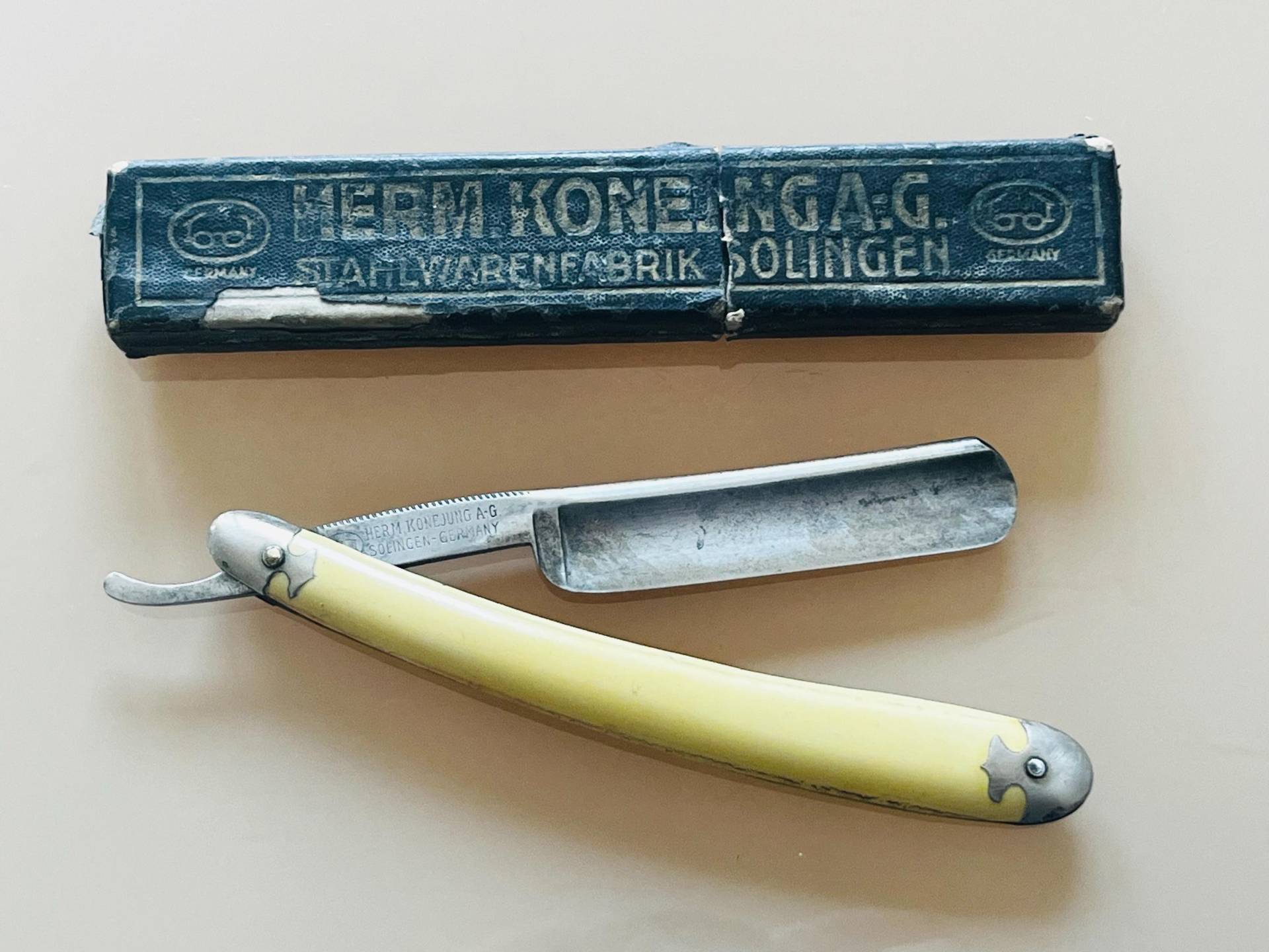 Antikes Rasiermesser, Baas Solingen Germany, Herm Konejung A G, Straight Razor, Rasiermesser von Etsy - HeinrichAntique