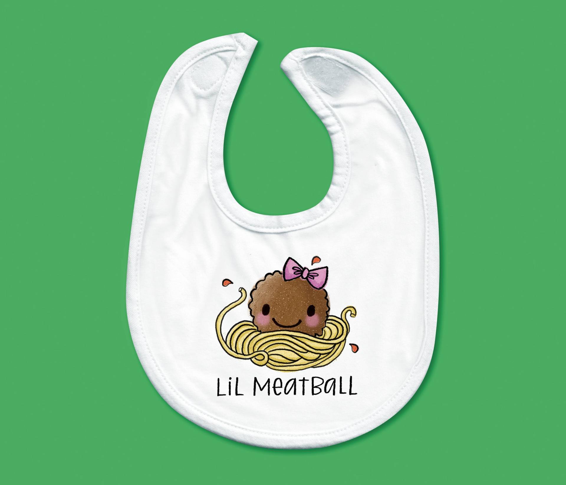 Baby Lätzchen - Mädchen-Süße Handgezeichnete Frikadelle Mit Schleife Handgezeichneten Schriftzug "Lil Meatball" von Etsy - applejaxink