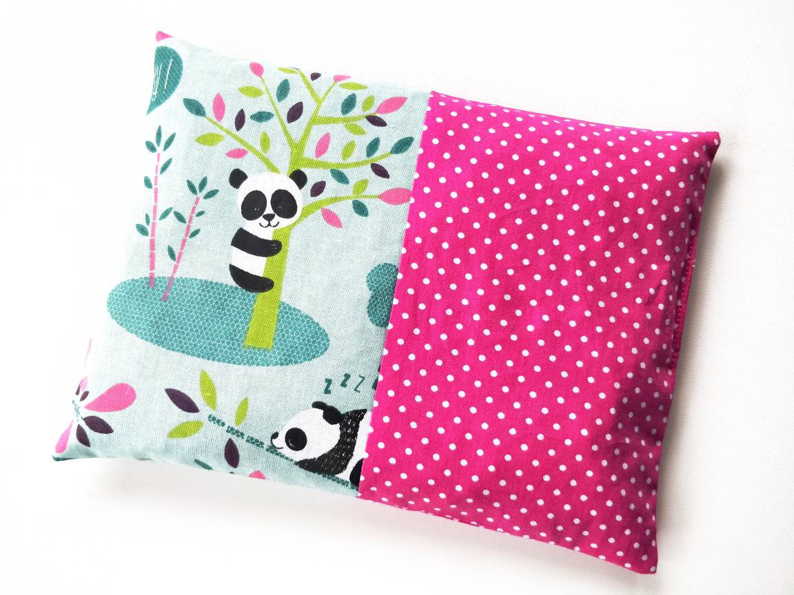 Kirschkernkissen, Wärmekissen, Punkte, Pandabär Kirschkernkissen, Wärmekissen, Punkte, Pandabär von Etsy - atelierIZMA
