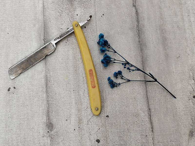 Altes Biedermeier Rasiermesser Von Eicker & Söhne Solingen Deutschland von Etsy - atelierdemadamerose
