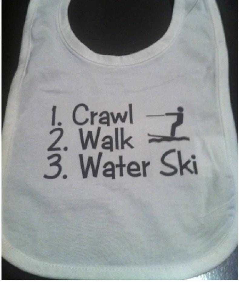 Wasserski-Baby-Lätzchen Krabbelweg-Wasserski-Säuglingsbekleidung Kleidung-Jungen-Mädchen von Etsy - baby1zmaker4u