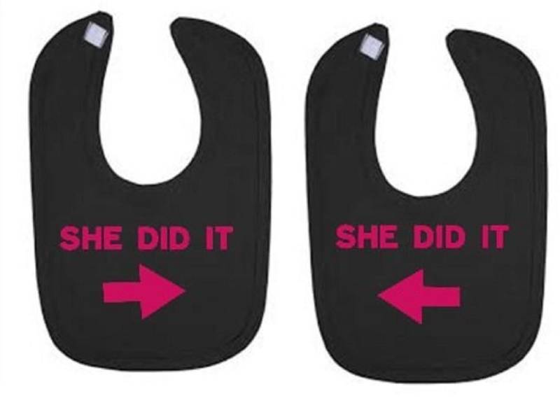 Zwillings-Baby-Mädchen-Lätzchen Gesetzt, Sie Hat Es Gemacht Lustig-Säuglings-Kleidung-Dusche-Geschenk von Etsy - baby1zmaker4u