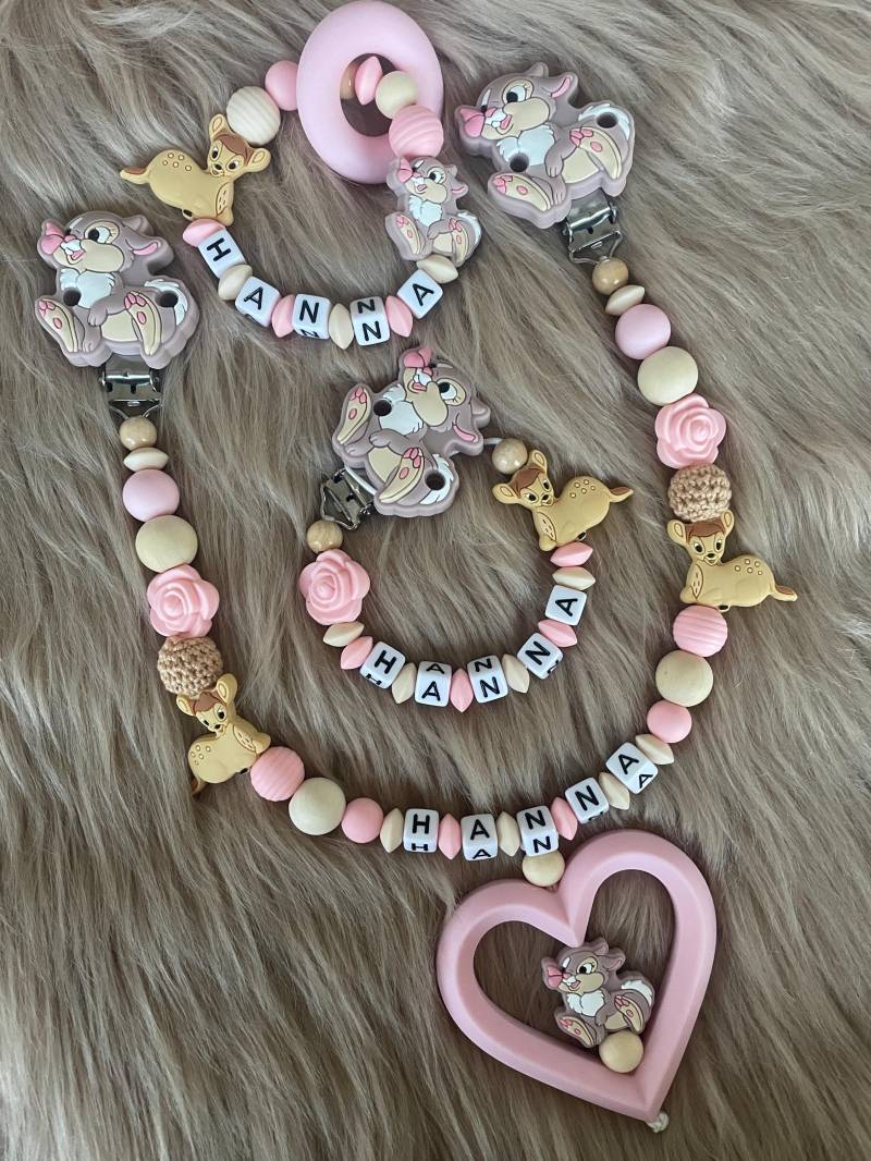 Personalisierte Schnullerkette Mit Namen Hase/Reh Bei Rosa Schleife Kinderwagen Befestigung von Etsy - babyzauberpresent