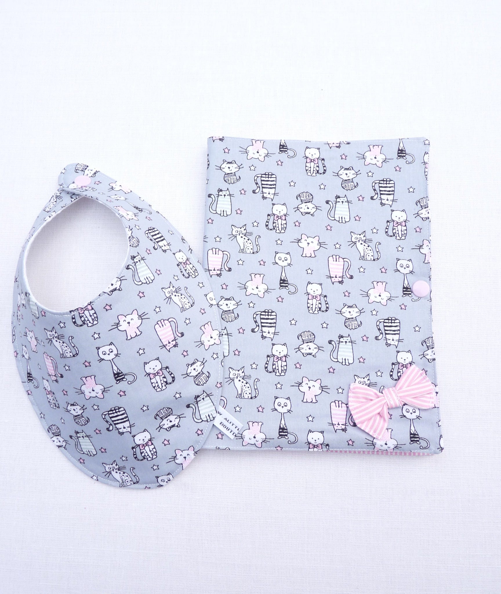 Baby-Set „Lila" Für Mädchen, Inklusive Einband Das Gesundheitsheft/Lätzchen von Etsy - bavoirsetcie