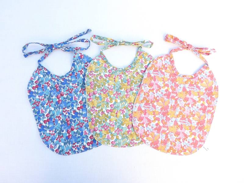 Ensemble De Trois Bavoirs Bébé Fille von Etsy - bavoirsetcie