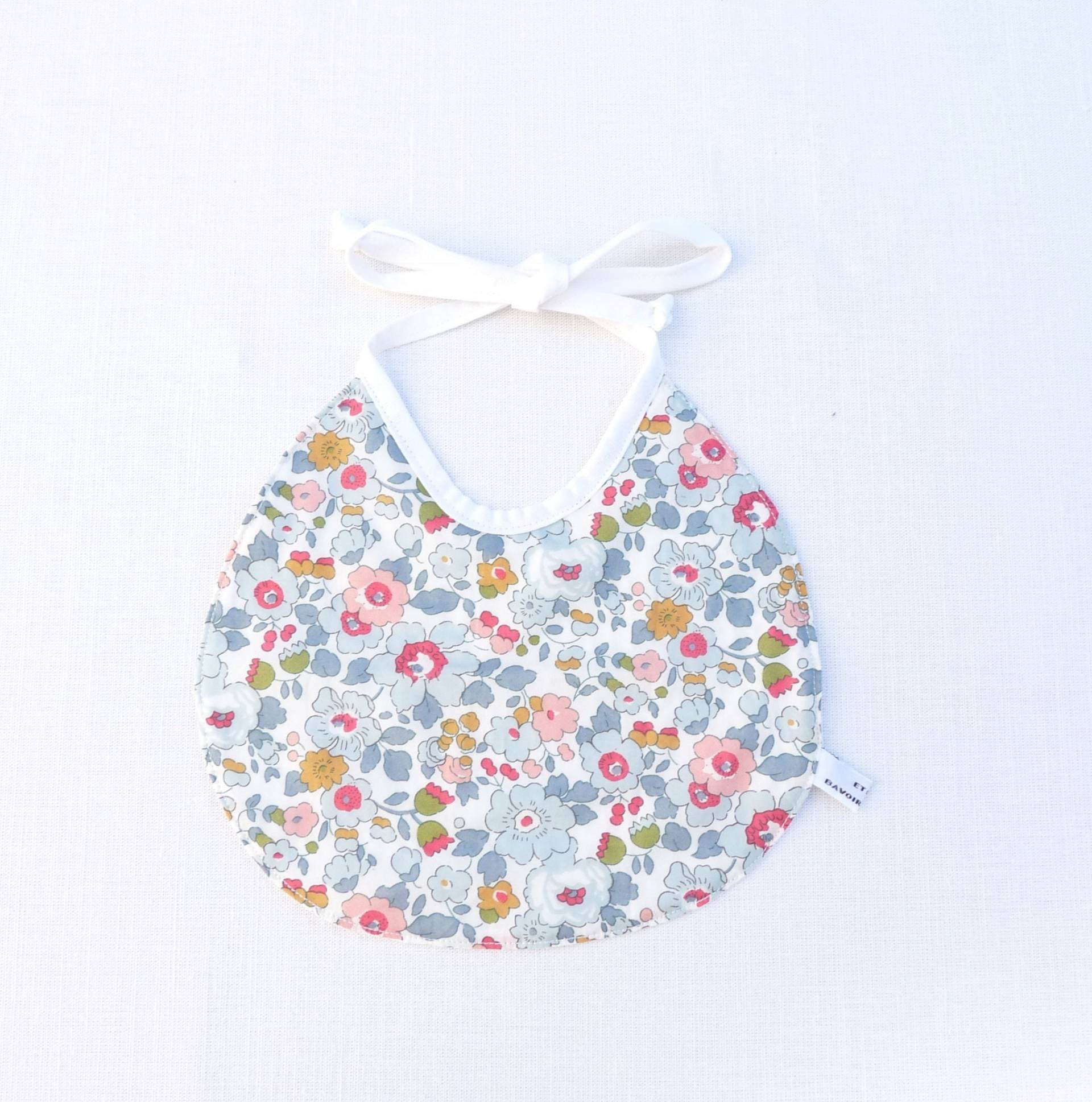 Originales, Wendbares Lätzchen Für Babys Und Mädchen | 0-18 Monate „Betsy Porcelain" von Etsy - bavoirsetcie