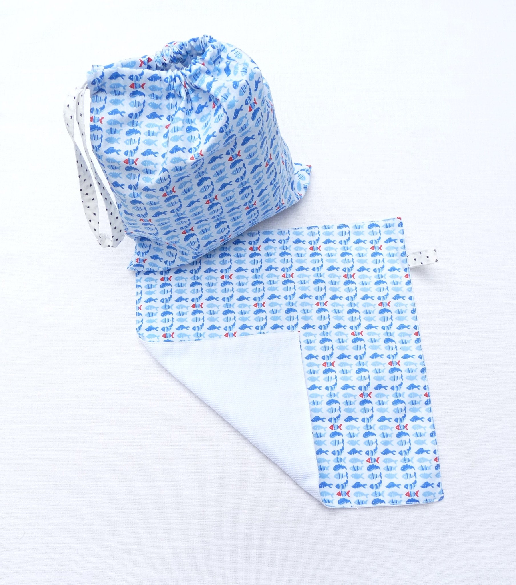 Serviette De Table Et Sa Pochette von Etsy - bavoirsetcie