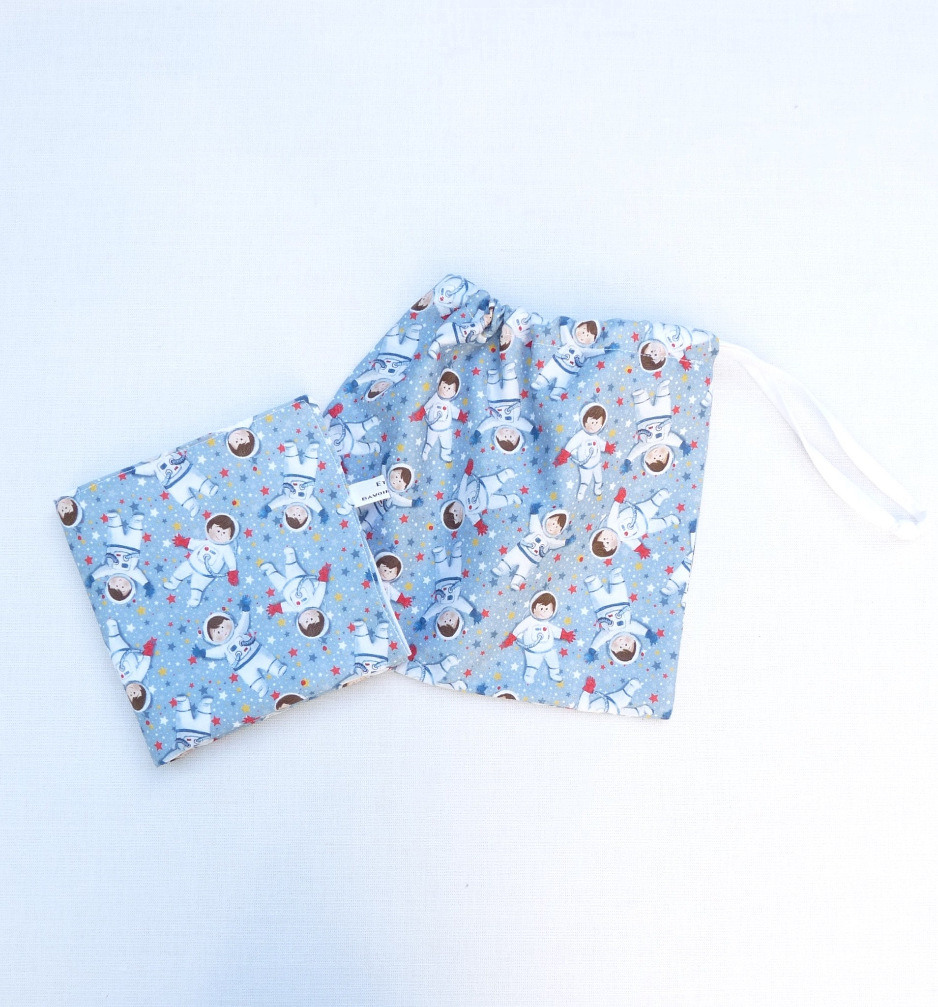 Serviette De Table Et Sa Pochette von Etsy - bavoirsetcie