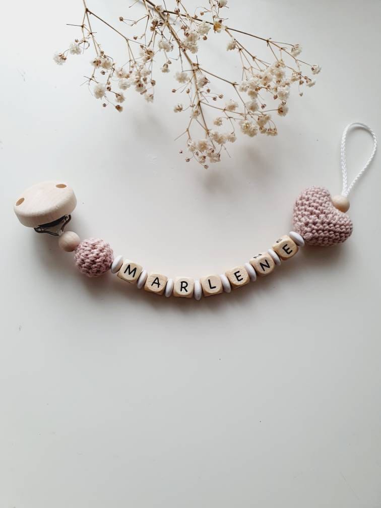 Gehäkelte Schnullerkette "Fine" Personalisiert, Herz, Schlicht, Natur, Altrosa, Leinen Gehäkelte Schnullerkette "Fine" Personalisiert, Herz, Schlicht, Natur, Altrosa, Leinen von Etsy - beckyshandmadeshop