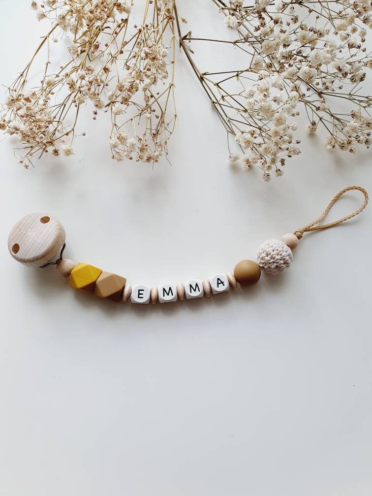 Gehäkelte Schnullerkette "Leano" Personalisiert, Senfgelb, Braun, Beige Gehäkelte Schnullerkette "Leano" Personalisiert, Senfgelb, Braun, Beige von Etsy - beckyshandmadeshop