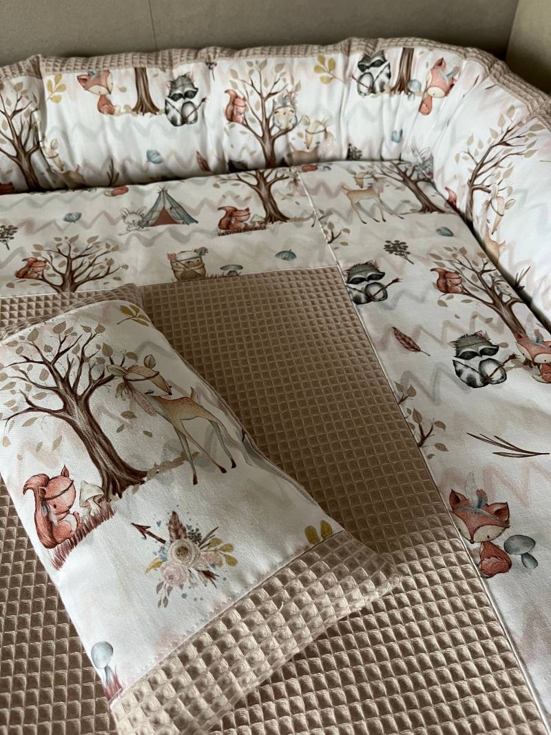 Be Froggy Wickeltischauflage Waldfreunde/Waldtiere Cappuccino Inclusive Kleinem Kissen von Etsy - befroggyDE