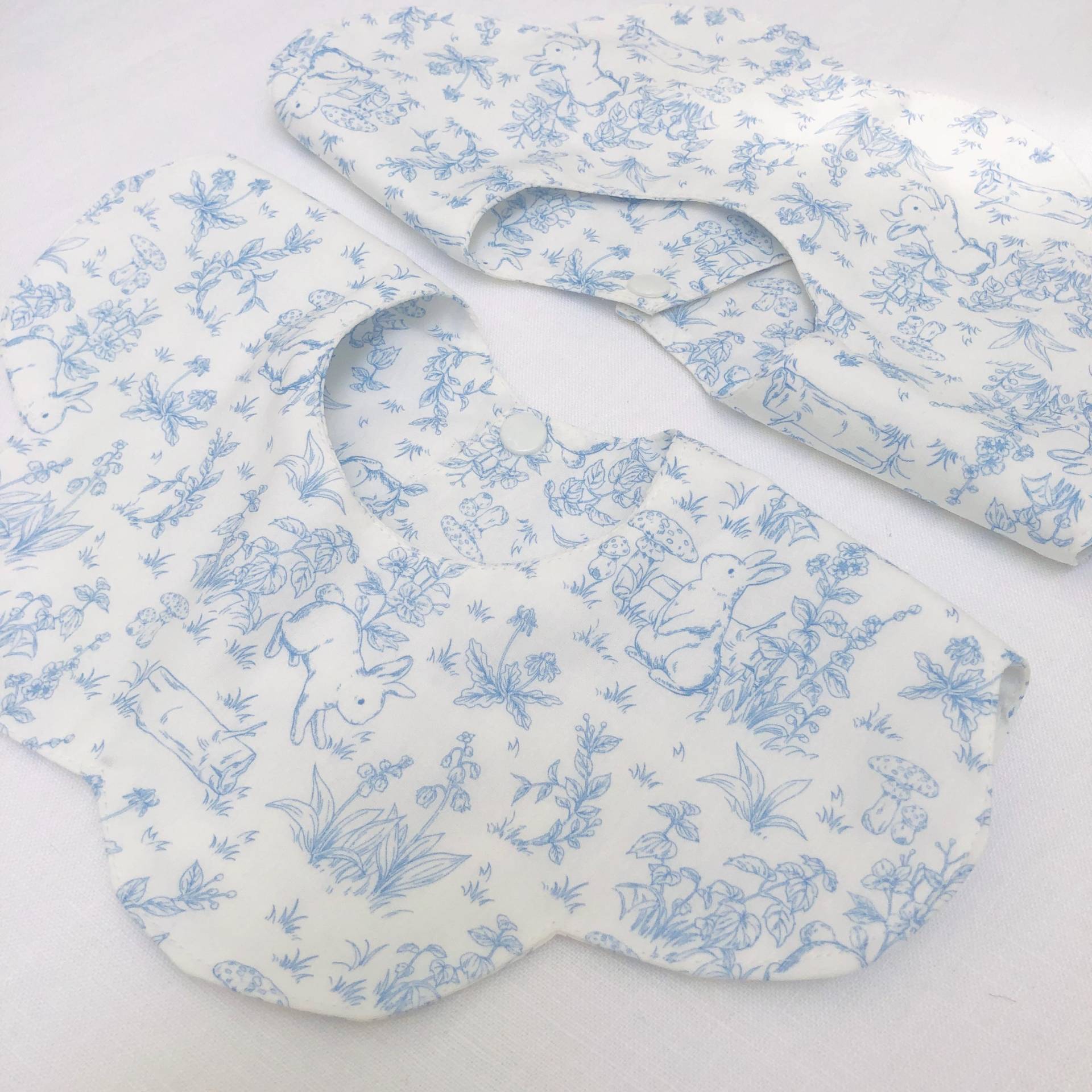 2Er-Set Osterhasen-Baumwollblumen-Lätzchen Für Babys, 100% Baumwolle Vintage-Chinoiserie-Frühlingslätzchen, Feiertagslätzchen, Getauftes von Etsy - bellelinen