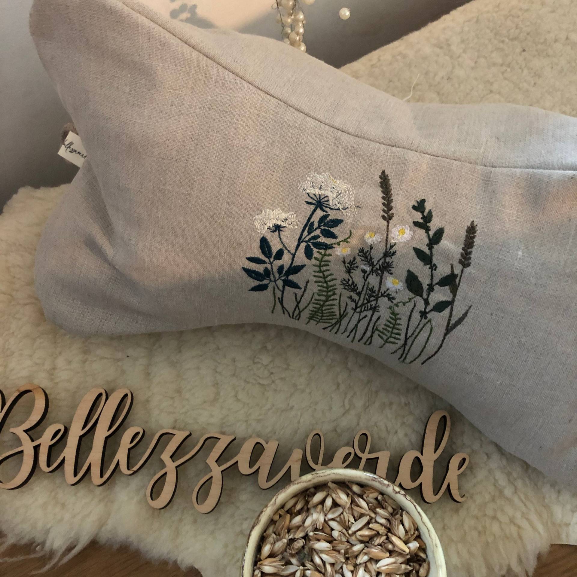 Leseknochen Mit Bio-Dinkelspelz Füllung Leseknochen Mit Bio-Dinkelspelz Füllung von Etsy - bellezzaverde