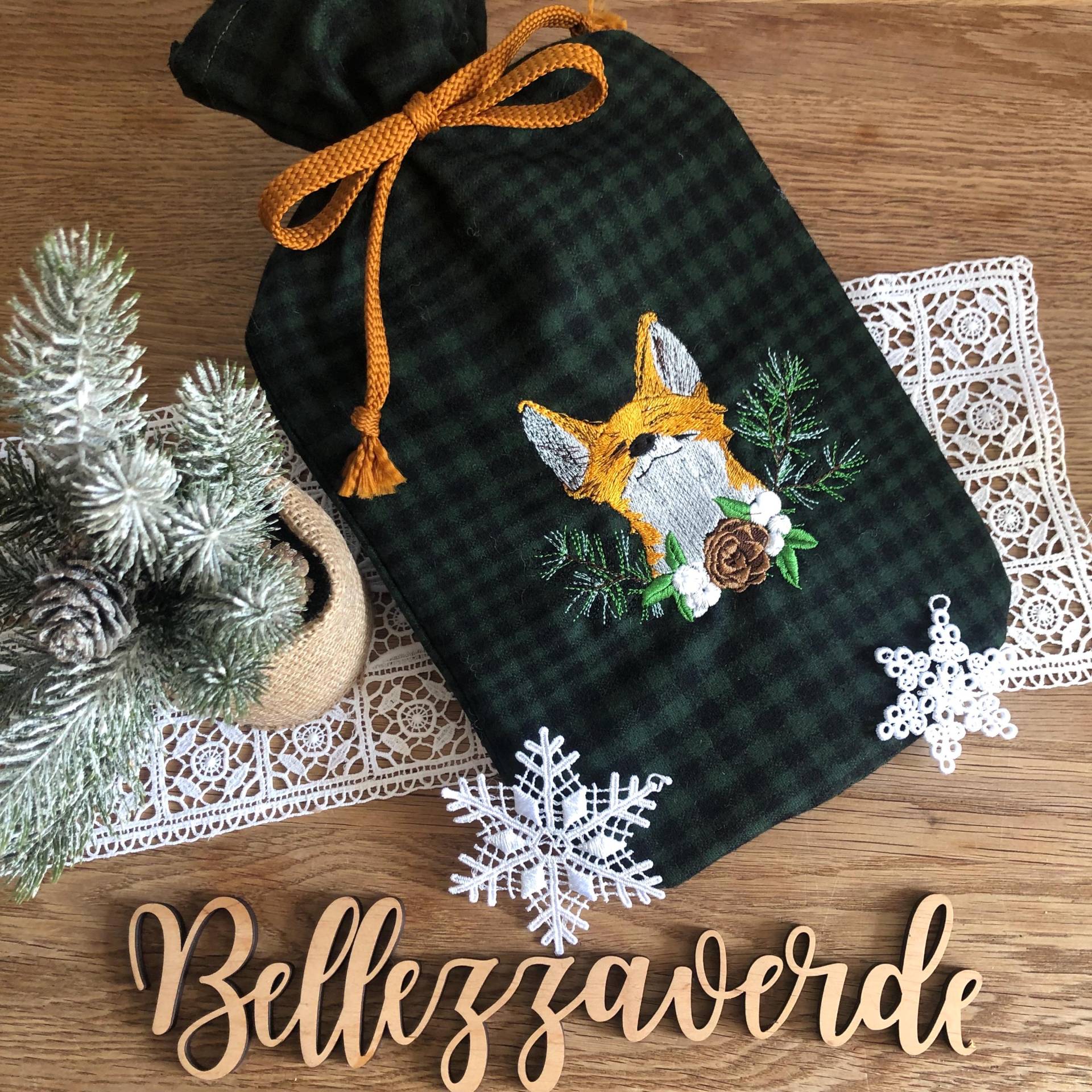Wunderschöner Wärmflaschenbezug Aus Bestickten Wollgewebe, Personalisierbar Wunderschöner Wärmflaschenbezug Aus Bestickten Wollgewebe, Personalisierbar von Etsy - bellezzaverde