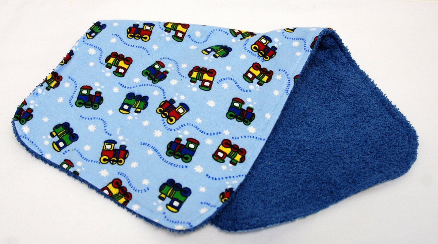 Baby Spucktuch Für Jungen, Babypartygeschenk, Willkommensgeschenk Choo Züge Auf Blau Baby Spucktuch Für Jungen, Babypartygeschenk, Willkommensgeschenk Choo Züge Auf Blau von Etsy - beyondquilts