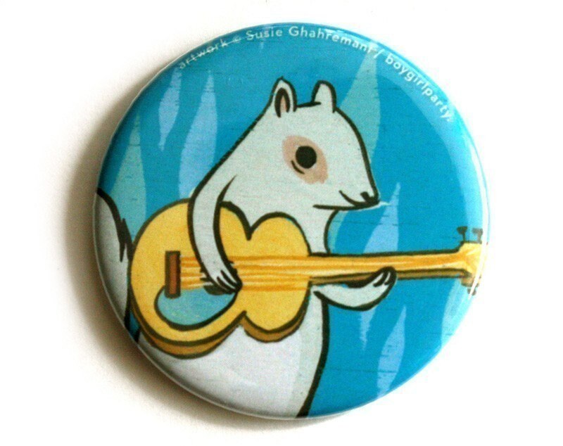 Handgemachte Geschenke Für Frauen - Taschenspiegel Kleine Dankeschön Weiße Eichhörnchen Gitarre Grafik Von Boygirlparty Süße Handgemachte von Etsy - boygirlparty