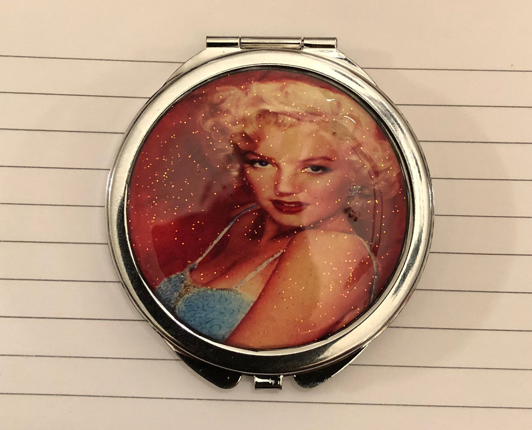 Retro Marilyn Glam Kleiner Runder Silber Spiegel Compact von Etsy - cheetahrama
