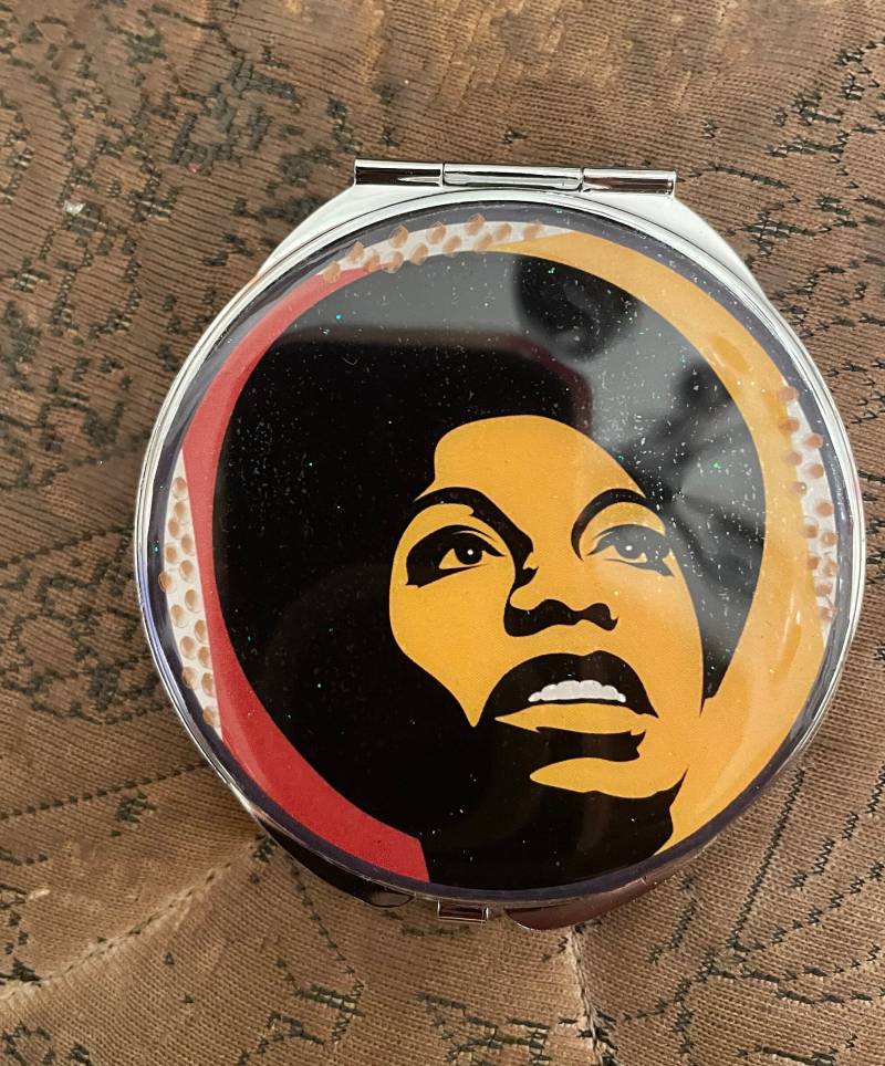 Retro Nina Simone Runde Silber Spiegel Kompakt von Etsy - cheetahrama