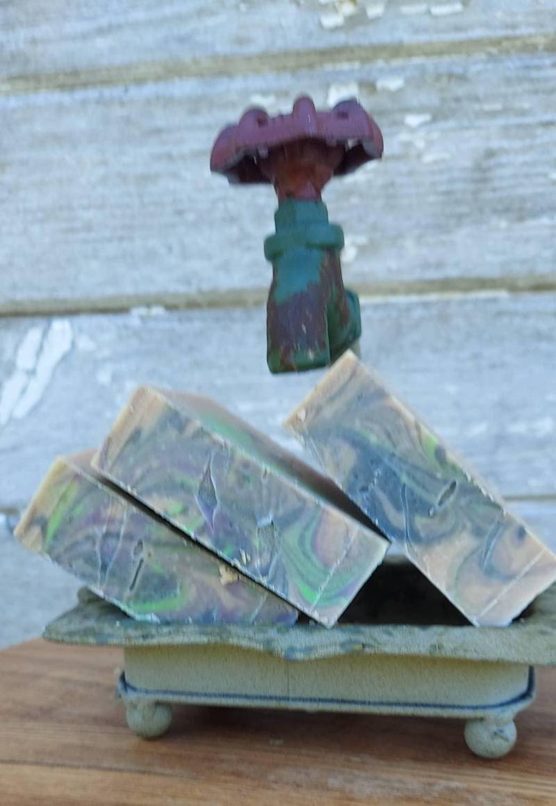 Hexengebräu Ziegenmilchseife von Etsy - countrysoapsbymarlen