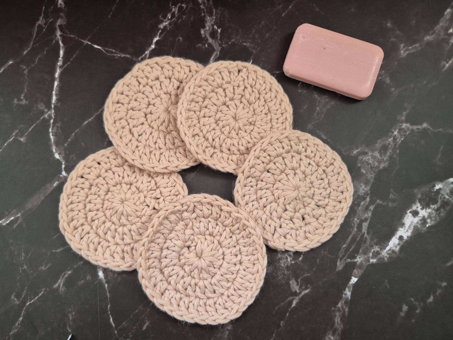 5Er Set Baumwollpads, Gehäkelte Scrubbies, Wiederverwendbare Pads, Umweltfreundliche Baumwollpads von Etsy - crochetlittlegoodies
