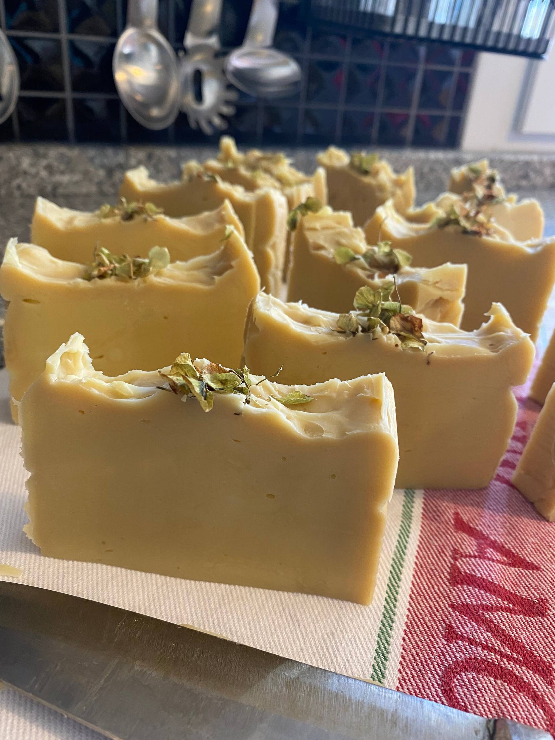 Ziegenmilch & Honig Seife, Handgemachte Seife, Vegane Seife, Bar Seife Natur, Weihnachtsseife Ziegenmilch & Honig Seife, Handgemachte Seife, Vegane Seife, Bar Seife Natur, Weihnachtsseife von Etsy - dajidesignstore