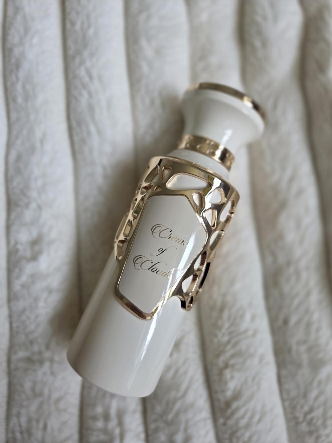 Fragrance World Creme Of Clouds Eau De Parfum Abfüllung 2, 5 Ml von Etsy - desamples