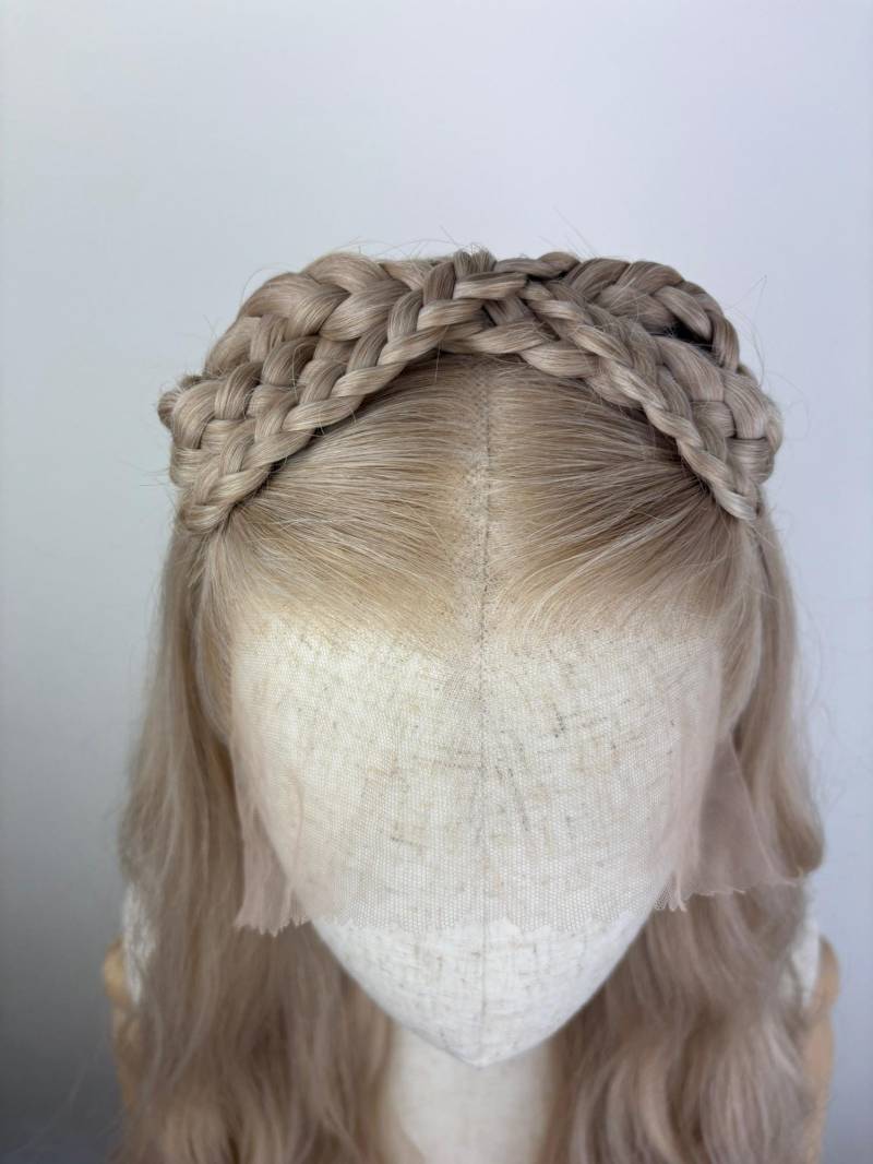 Lace Front Wig/Perücke The Milk Maid A Customized Braided Hairstyle Wig #abrakadabra #braided #lady #gaga #sytheticwig #custommade von Etsy - dragmaiditup