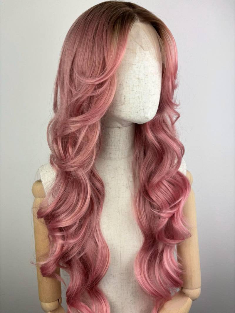 Lace Front Wig/Perücke The Pink Maid A Customized Butterfly Fringe Hairstyle Wig #bangs #fringe #white #sytheticwig #custommade von Etsy - dragmaiditup