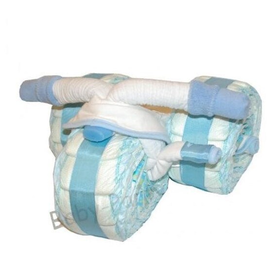 Windeltorte Windeldreirad Mit Pedalen Blau| Geschenk Zur Geburt Und Babyparty von Etsy - dubistda