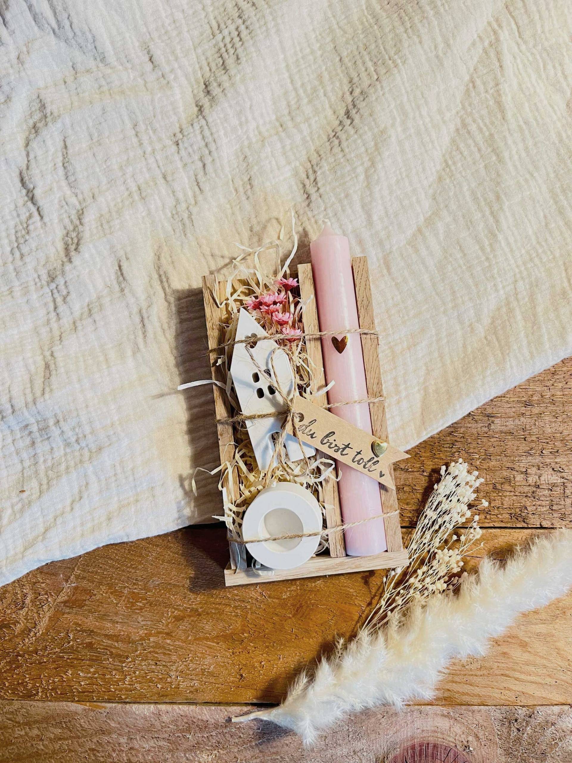 Geschenkset Als Kleines Mitbringsel | Raysin Danke Kerzen Skandi Deko Frau Freundin Geburtstag Geschenk Muttertag von Etsy - eArtIllustration