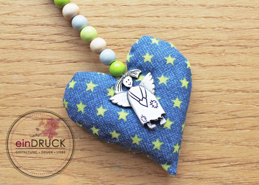 Schutzengel -Geschenk Zur Geburt, Taufe, Führerschein, Krankheit, Herz, Schutzengelherz, Stoffherz, Eindruck, Mitbringsel, Stoff, Holzperlen von Etsy - eindruckdomenika