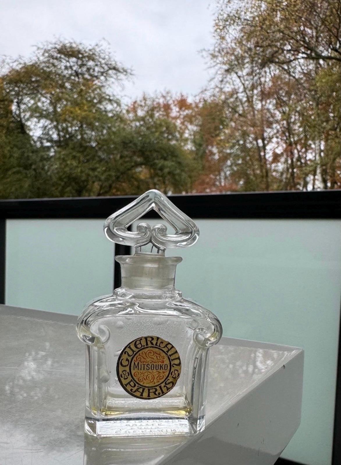 Baccarat Sammelflasche Sammler Flakon Mitsouko Guerlain Extrait 30 Ml Baccarat Sammelflasche Sammler Flakon Mitsouko Guerlain Extrait 30 Ml von Etsy - elensfragrance