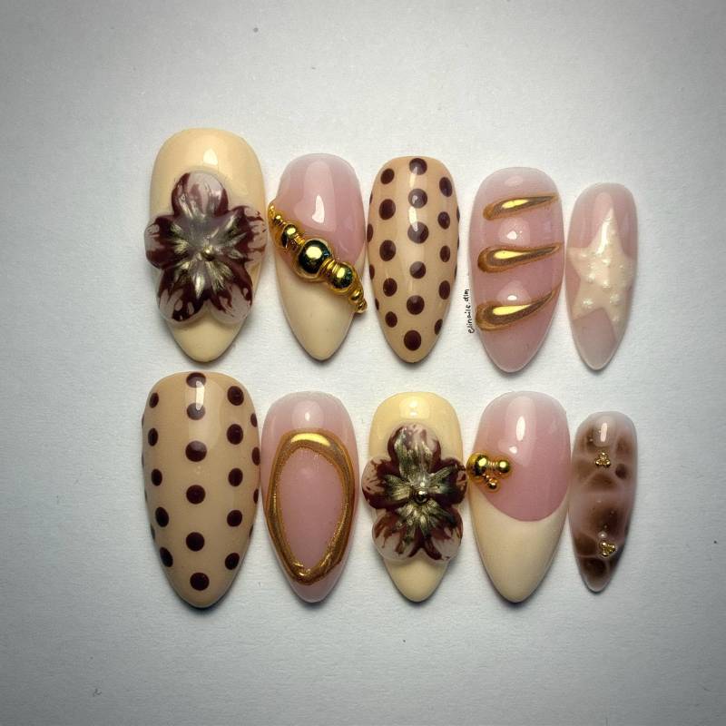 Press On Nails 3D Herbst Design Beige Gold Blume Press On Nails 3D Herbst Design Beige Gold Blume von Etsy - elinailss