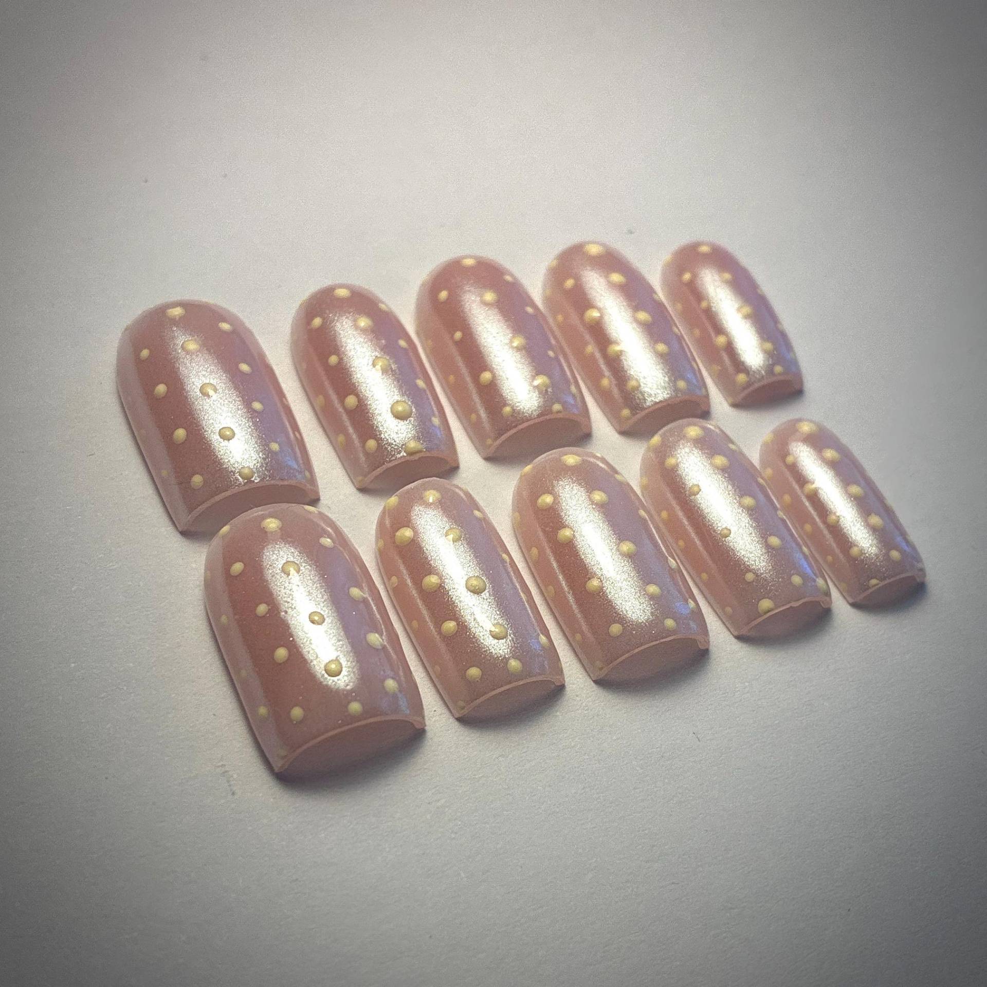 Press On Nails Polka Dot Mit Glazed Chrome Design Press On Nails Polka Dot Mit Glazed Chrome Design von Etsy - elinailss