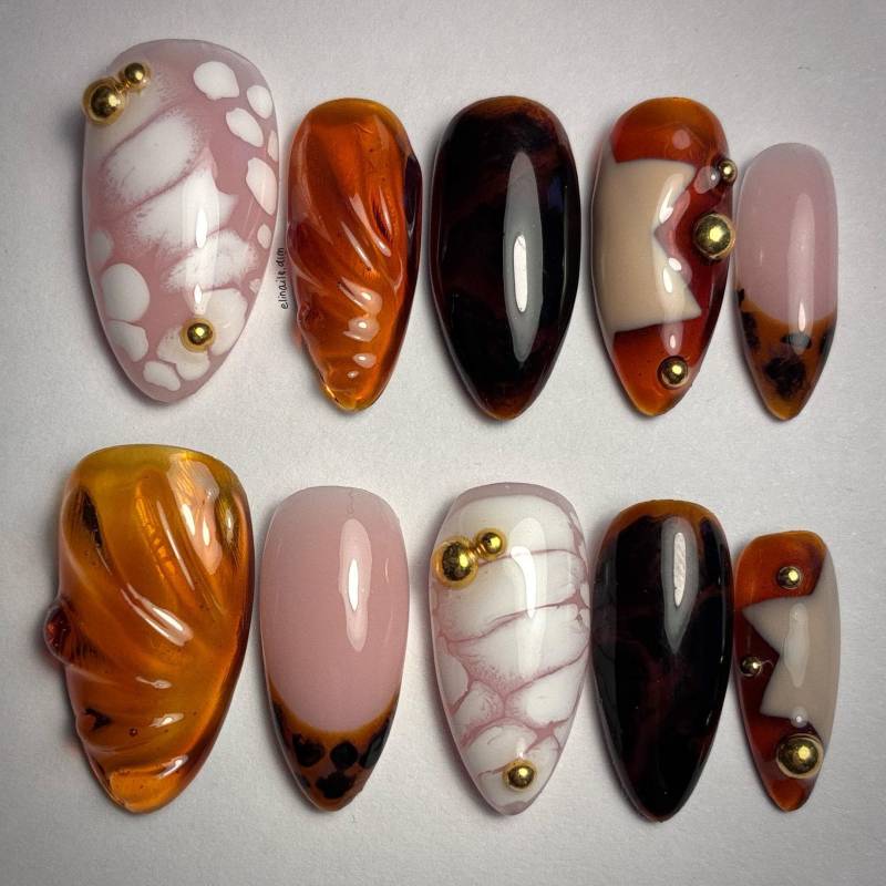 Press On Nails Tortoiseshell Gold Leo Bernstein Braun Weiß 3D Design Press On Nails Tortoiseshell Gold Leo Bernstein Braun Weiß 3D Design von Etsy - elinailss