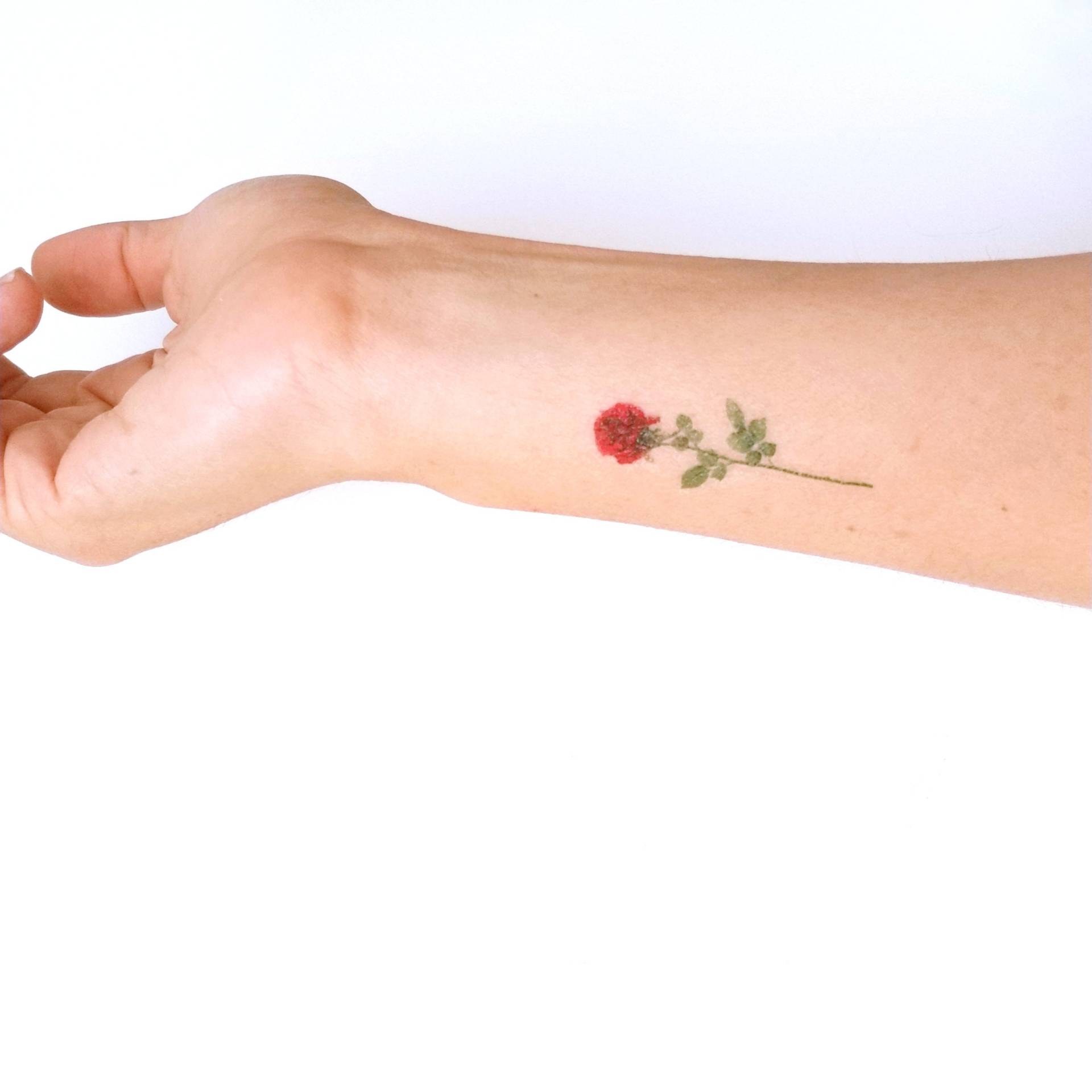 Temporäres Tattoo Mit Roter Rose | 3Er-Set Temporäres Tattoo Mit Roter Rose | 3Er-Set von Etsy - encredelicate