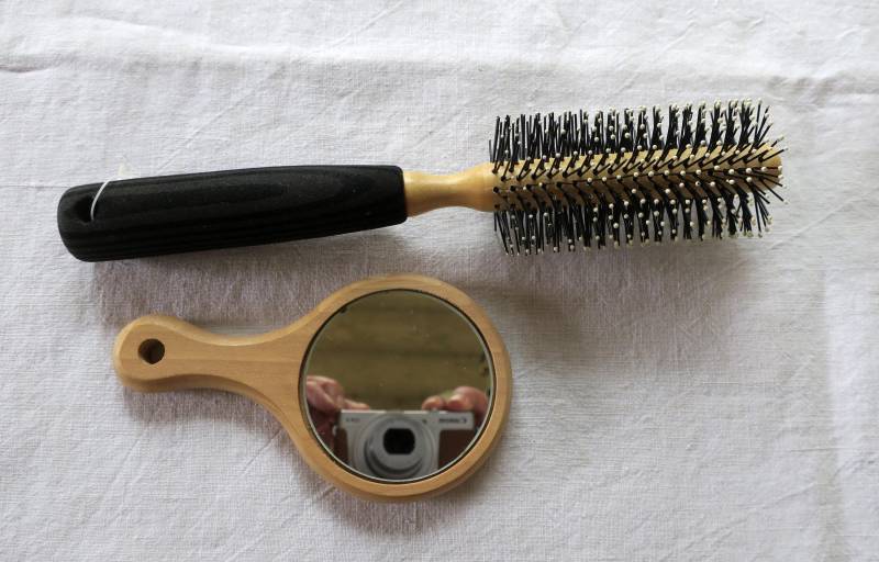 Vintage Set Eine Rundbürste Und Handspiegel Je Mit Holzgriff von Etsy - etage4vintage