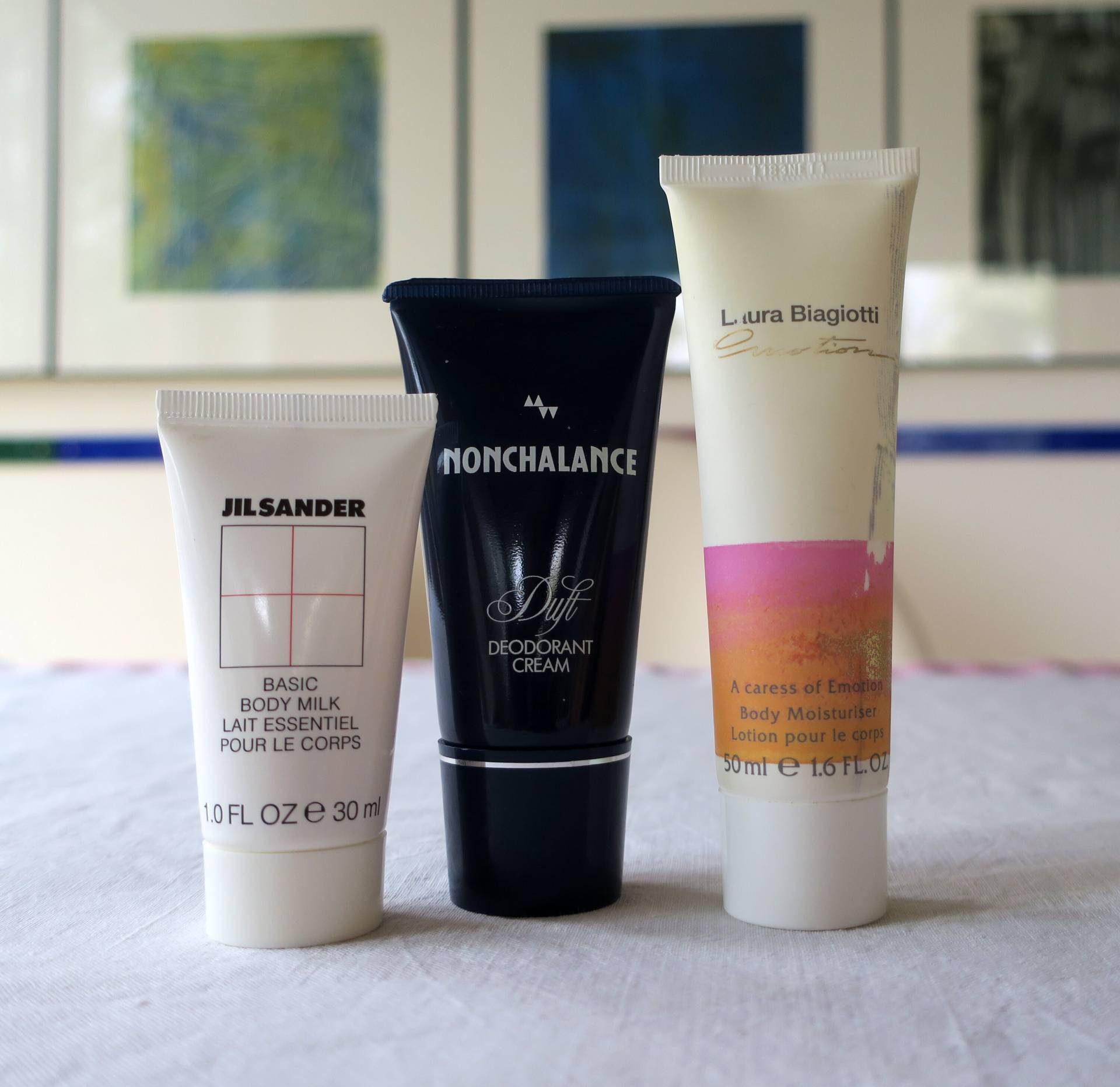 Vintage Set Von Drei Pflegeprodukten Und Nonchalance Duft Deodorant Cream Laura Biagiotti Emotion Lotion Body Vintage Set Von Drei Pflegeprodukten Und Nonchalance Duft Deodorant Cream Laura Biagiotti Emotion Lotion Body von Etsy - etage4vintage