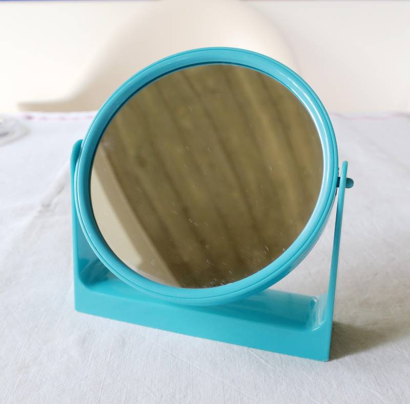 Vintage Tischspiegel Zum Schwenken Drehen Mit Vergrößerung in Türkisem Rahmen Wandmontage Möglich 70Er von Etsy - etage4vintage