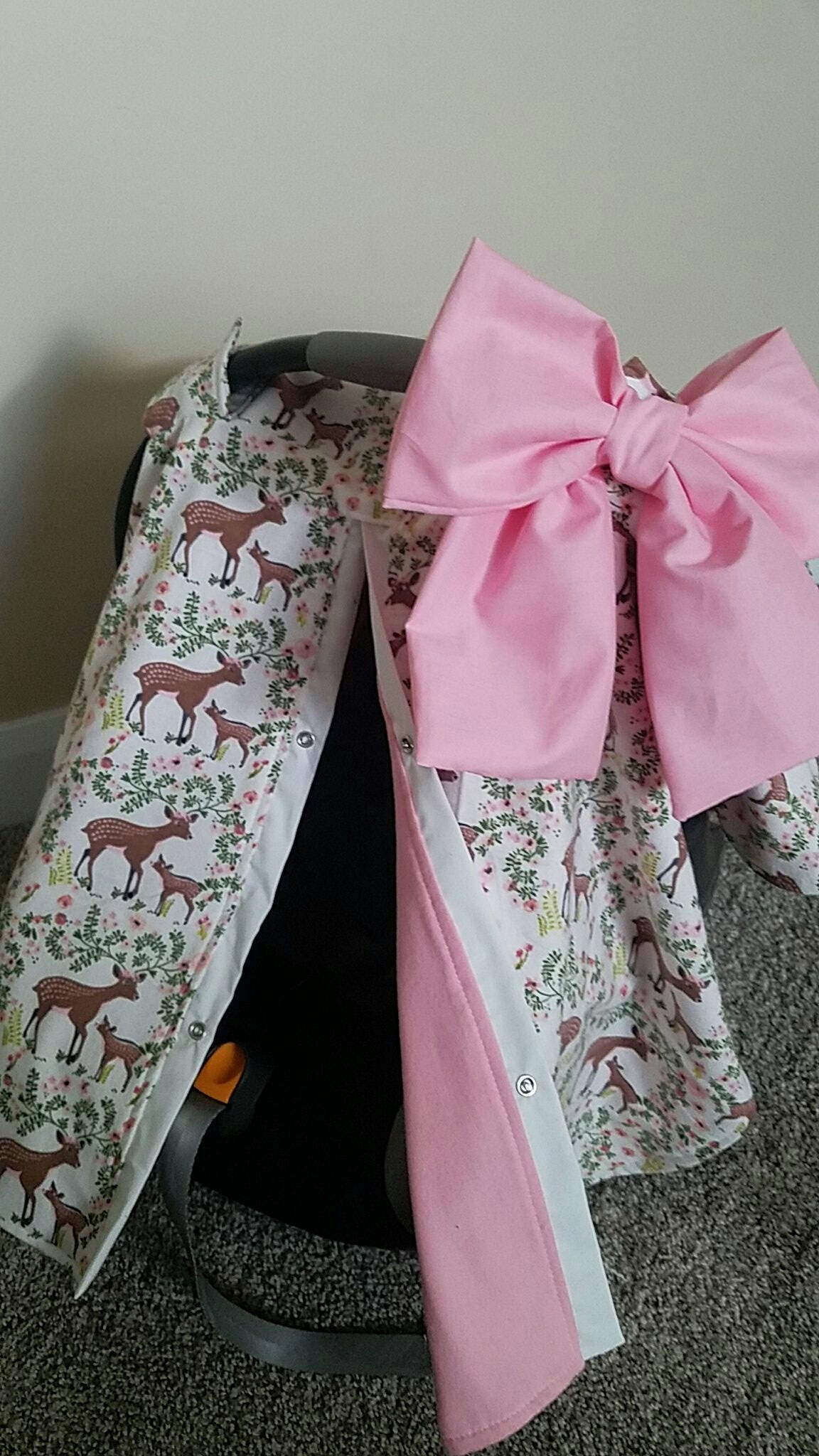 Baby Rehkitz Mit Rosa Autositzbezug Schleife Versandbereit von Etsy - fashionfairytales