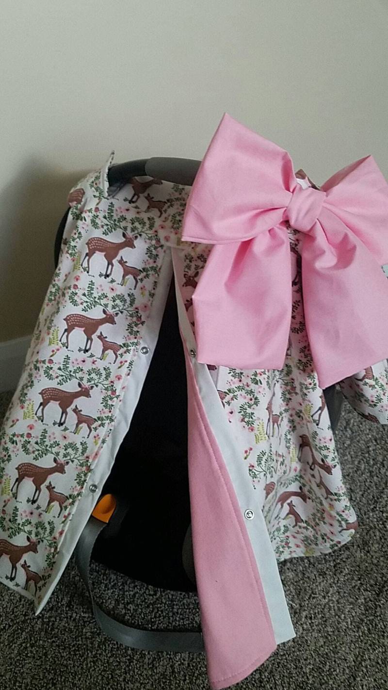Baby Rehkitz Mit Rosa Autositzbezug Schleife Versandbereit Baby Rehkitz Mit Rosa Autositzbezug Schleife Versandbereit von Etsy - fashionfairytales