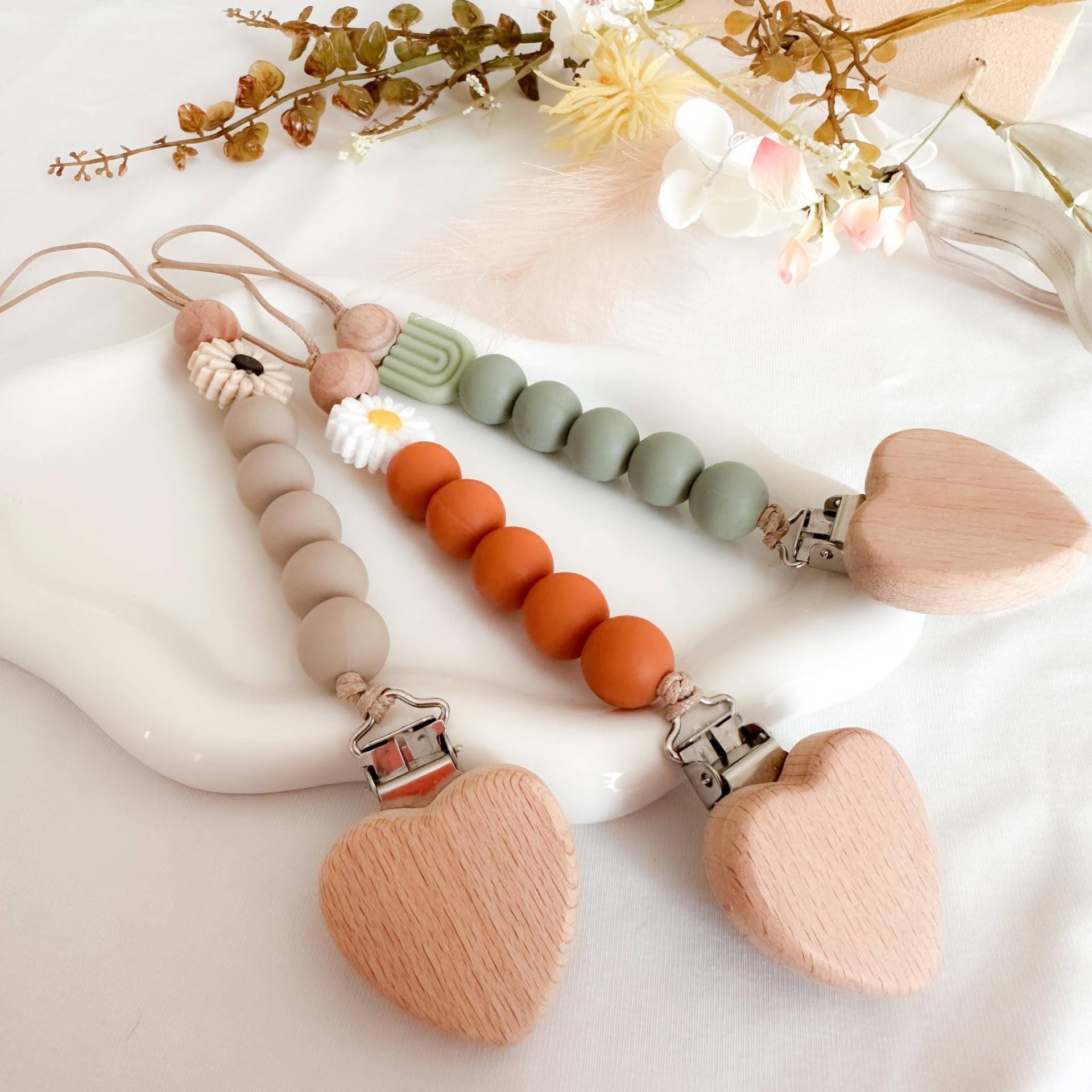 Schnullerkette Silikon in Verschiedenen Farben/Geschenke Für Babys Zur Geburt Schnullerkette Silikon in Verschiedenen Farben/Geschenke Für Babys Zur Geburt von Etsy - feinesgut