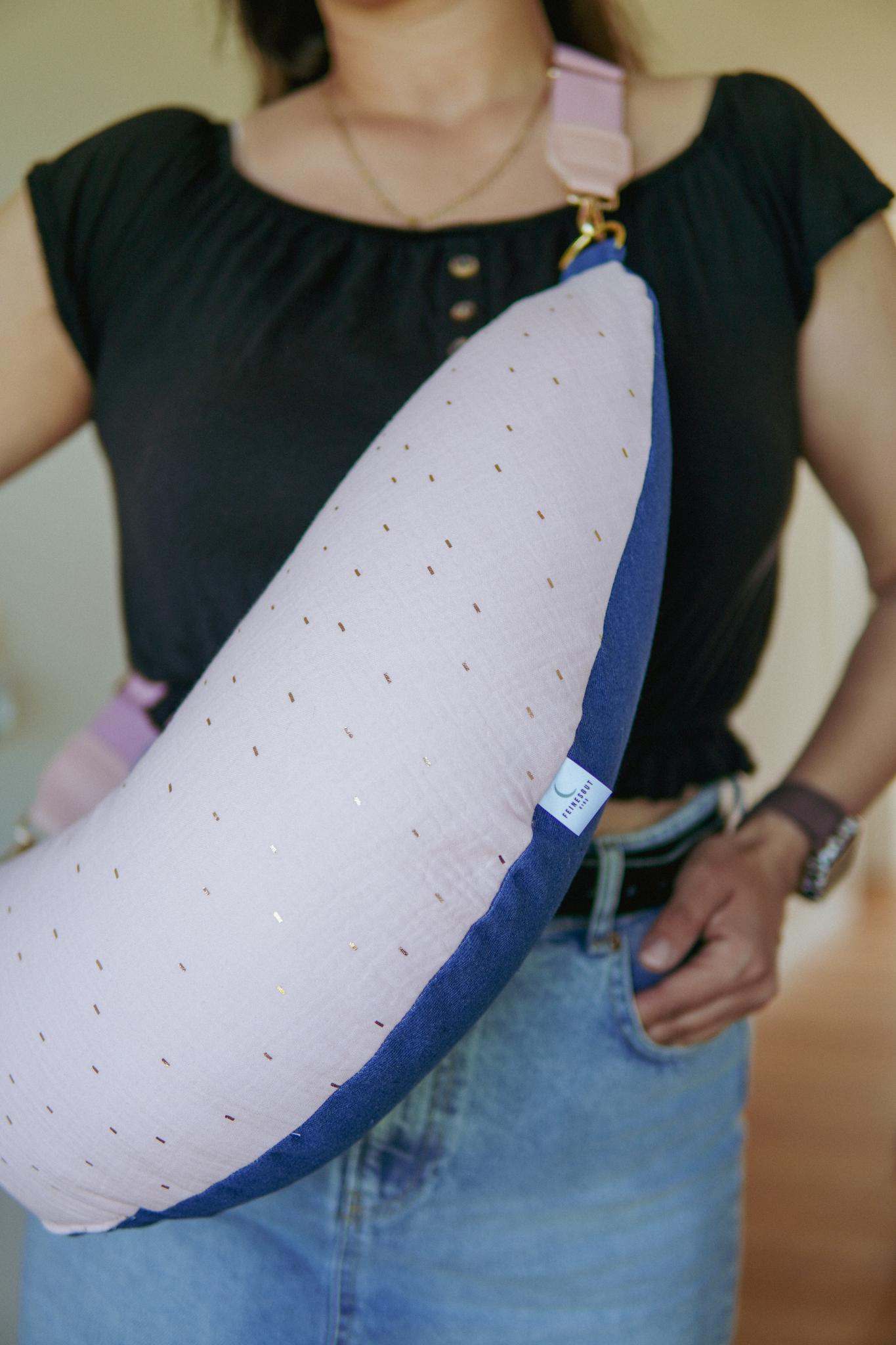 stillkissen/Reisekissen To Go "Musselin Rosa Gold Jeans" stillkissen/Reisekissen To Go "Musselin Rosa Gold Jeans" von Etsy - feinesgut