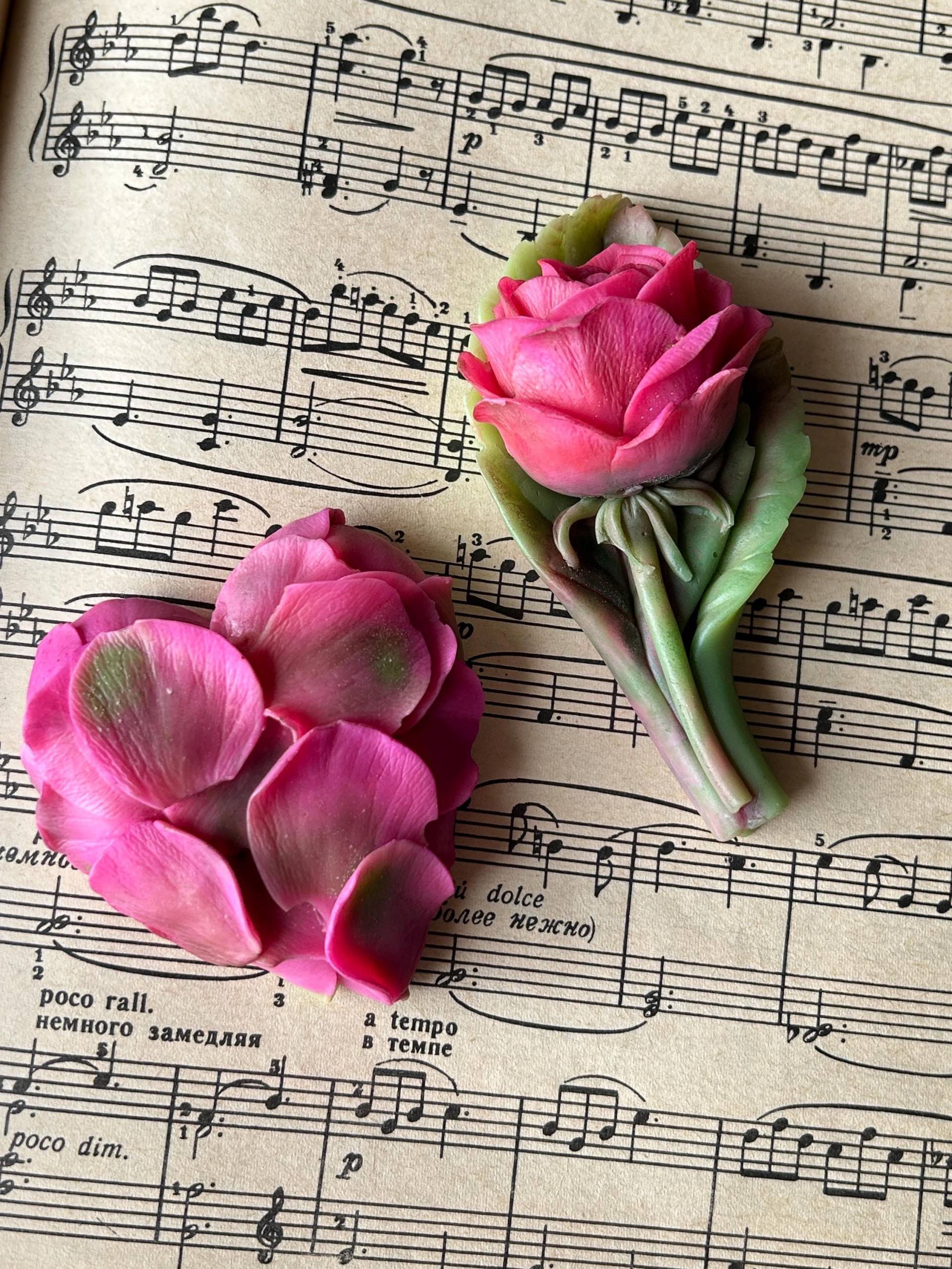 Handgemachte Rosenseifen - Geschenkset Für Die Liebste Aus Blütenherz Und Rose Blumenseifen Handgemachte Rosenseifen - Geschenkset Für Die Liebste Aus Blütenherz Und Rose Blumenseifen von Etsy - flowerpowerbylena