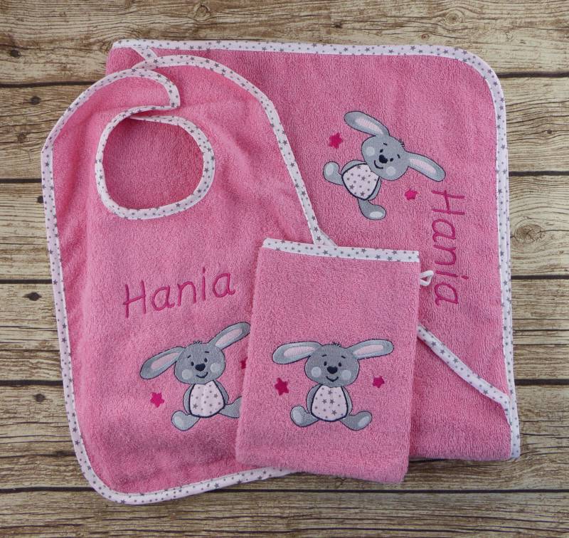 Kapuzenhandtuch Mit Namen Hase Bubblegum Set Xl von Etsy - geschenkelibelle