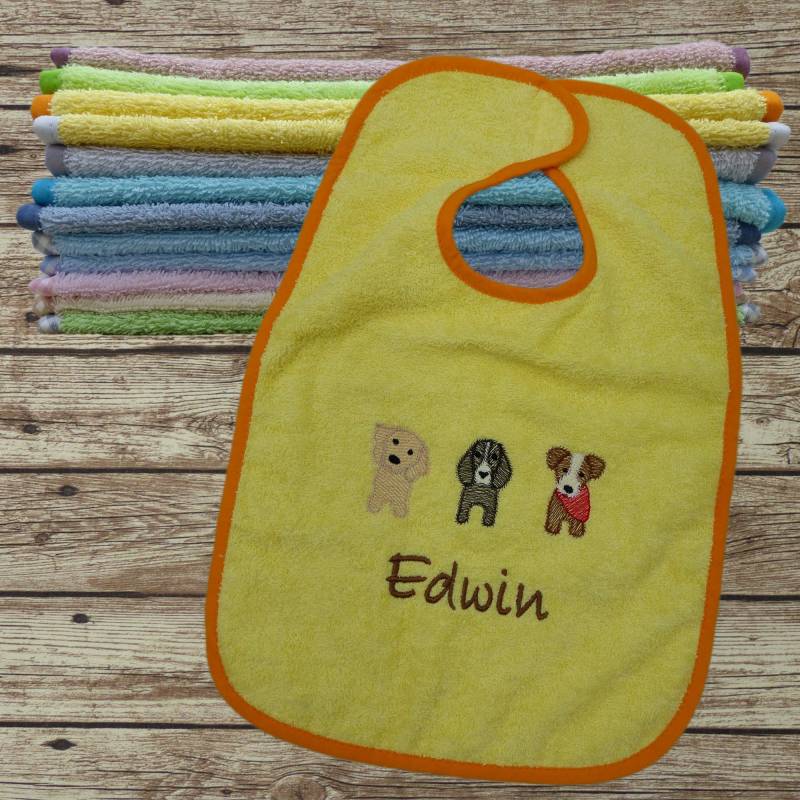 Lätzchen Mit Namen Hunde-Trio in Wunschfarbe von Etsy - geschenkelibelle