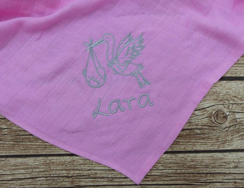 Spucktuch Mit Namen Xl Storch Babyrosa Pucktuch Babydecke von Etsy - geschenkelibelle