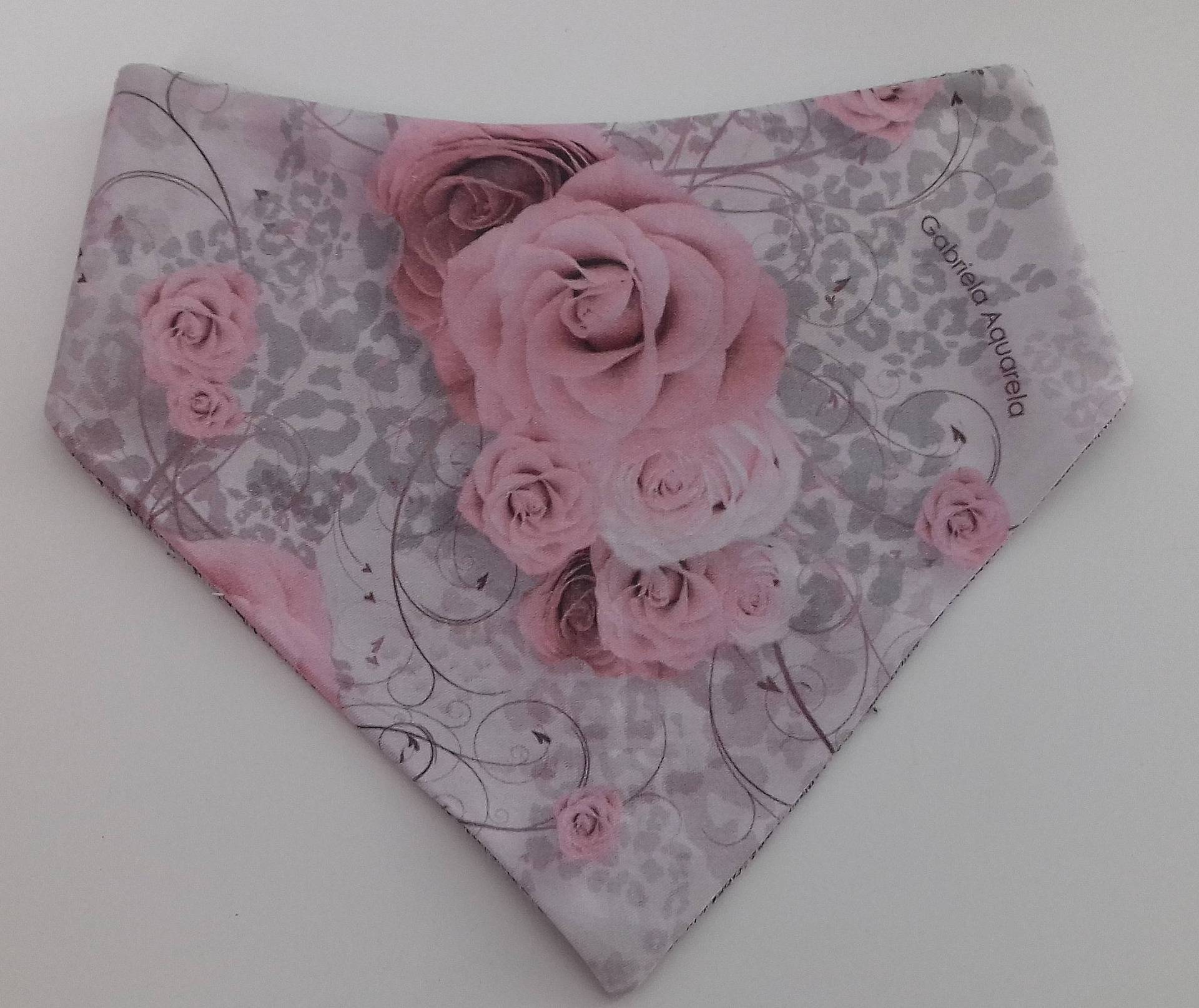 Bandana Lätzchen Rosen Bandana Lätzchen Rosen von Etsy - glamclemencecouture