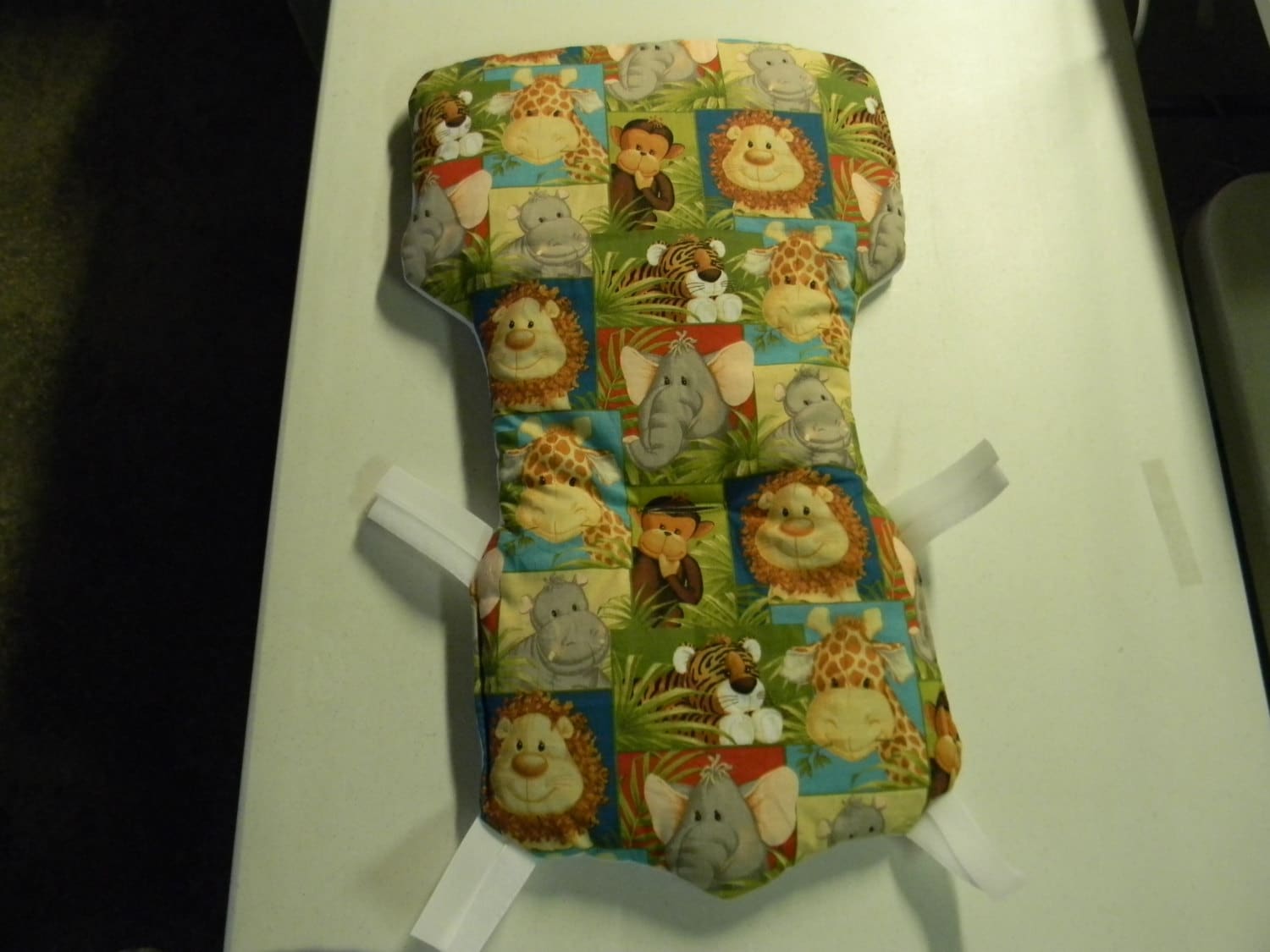 Eddie Or Carter Hochstuhl Bezug in Safari Animals von Etsy - grandmaoffive