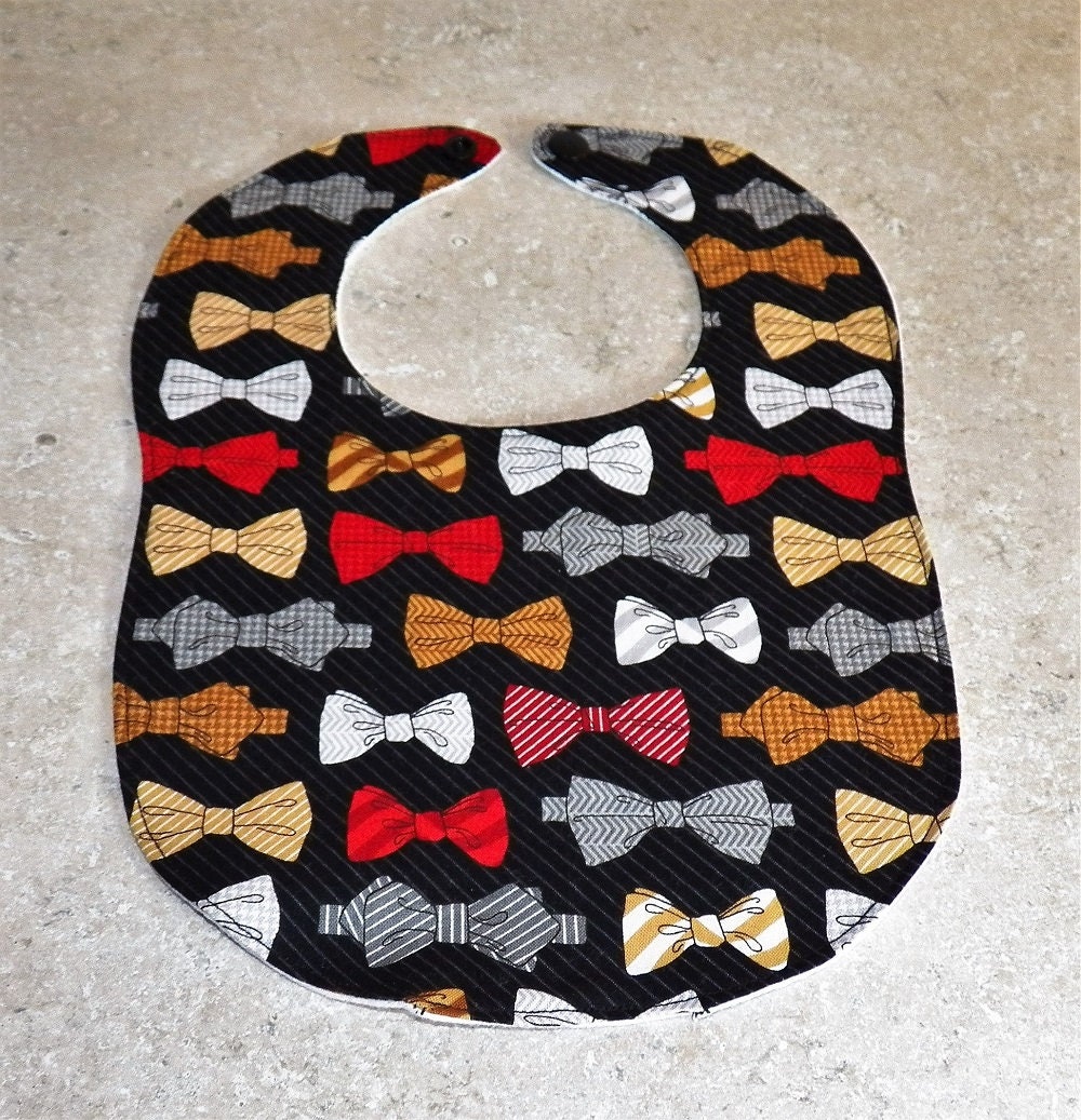 Baby Lätzchen - Fliege | Inv Nr. 38001 von Etsy - henandchickcloth